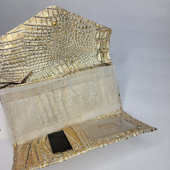 BRAHMIN Veronica Hologram Melbourne Gold Wallet Genuine Leather Iridescent NWT - Picture 9 of 12